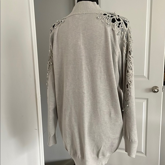 Ember Cardigan Sweater Women Size L Gray Lace Beads Embellished Open Front NWT - Picture 7 of 14